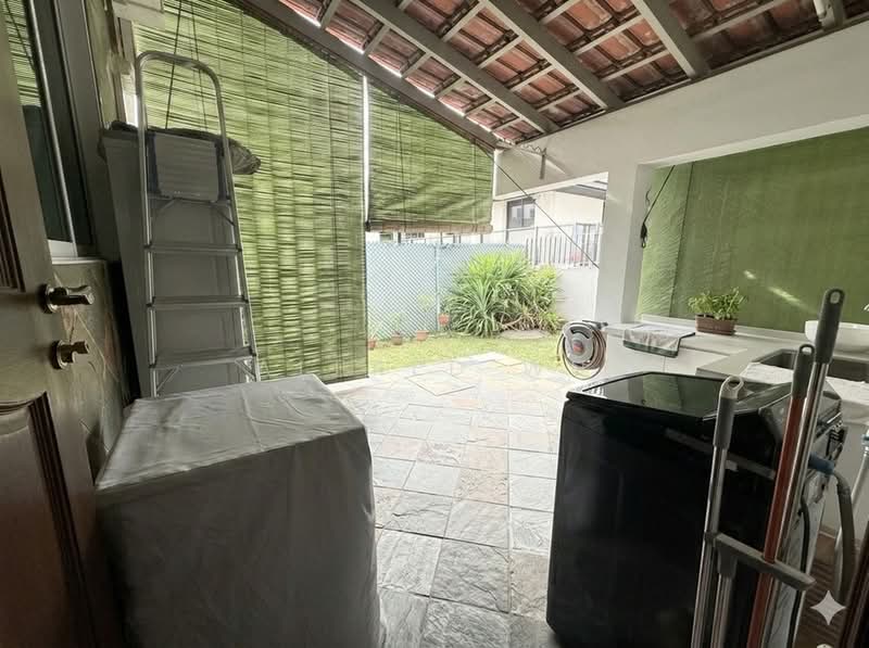 🌅🏡 Sunset Way Freehold Landed | Rare 4,024 sqft Generous Plot Corner Terrace For Sale at S$ 10,499,000 | PropertyGuru Singapore - Exterior