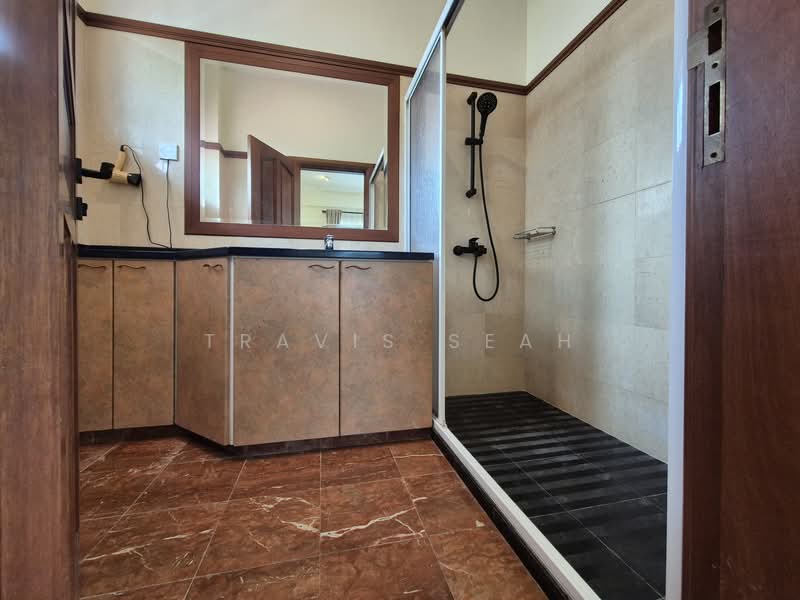 Frankel Estate, Siglap View, 4 Bedrooms, 4,700 sqft, Detached House For Rent, by Travis Seah, 500066907 - Bathroom - PropertyGuru.com.sg