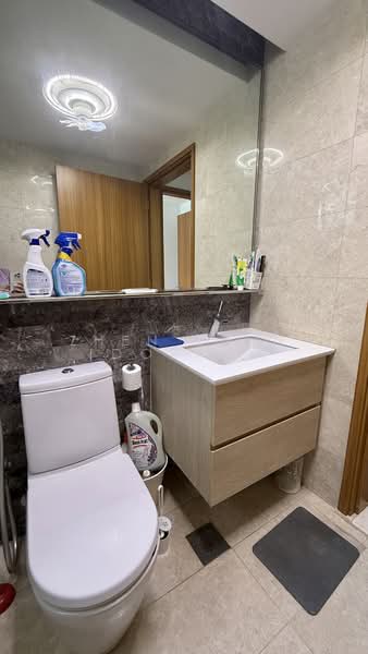 Watertown Condominium For Sale at S$ 998,000 | PropertyGuru Singapore - Bathroom