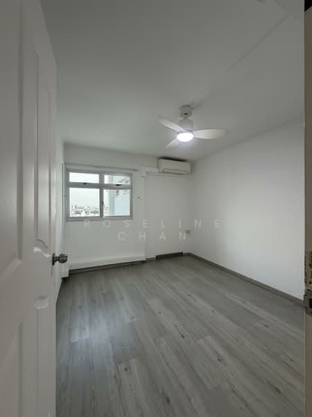 45 Marine Crescent HDB Flat For Sale at S$ 710,000 | PropertyGuru Singapore - Interior