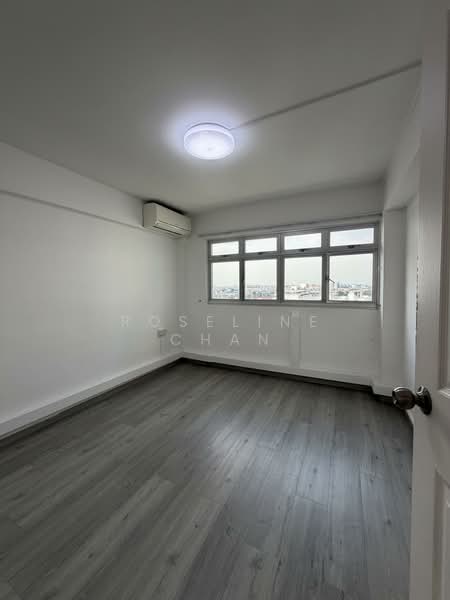 45 Marine Crescent HDB Flat For Sale at S$ 710,000 | PropertyGuru Singapore - Interior