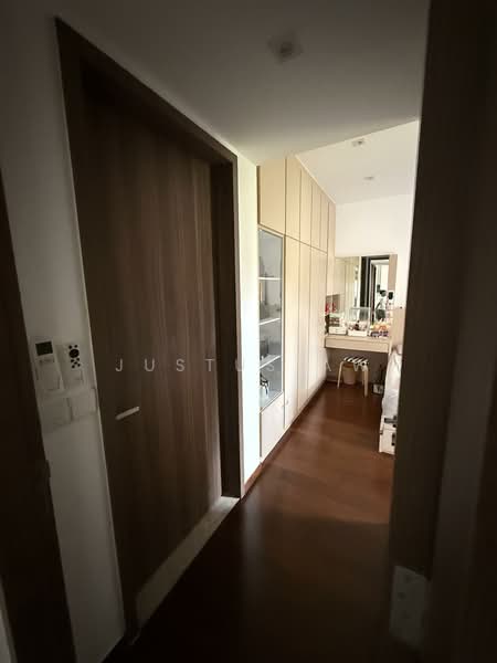 Daintree Residence Condominium For Sale at S$ 2,399,000 | PropertyGuru Singapore - Master bed room photo 1