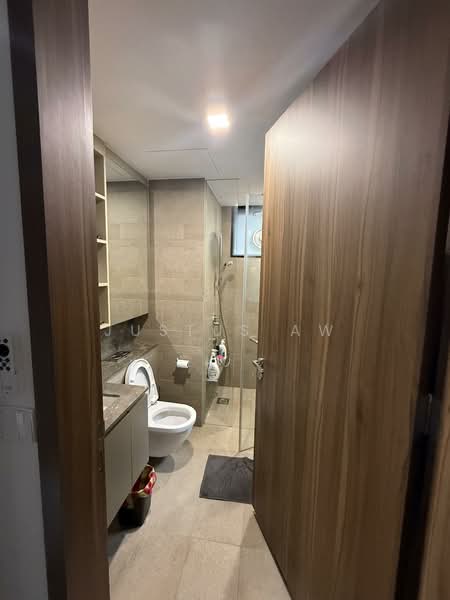 Daintree Residence Condominium For Sale at S$ 2,399,000 | PropertyGuru Singapore - Master Bathroom