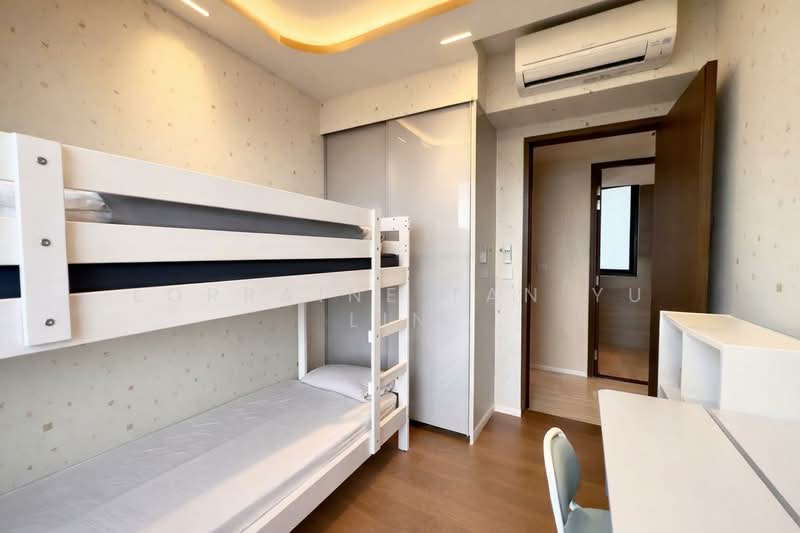 Parc Esta Condominium For Sale at S$ 2,750,000 | PropertyGuru Singapore - Bedroom