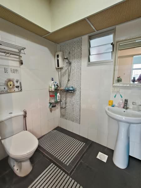 163B Rivervale Crescent HDB Flat For Sale at S$ 728,888 | PropertyGuru Singapore - Bathroom