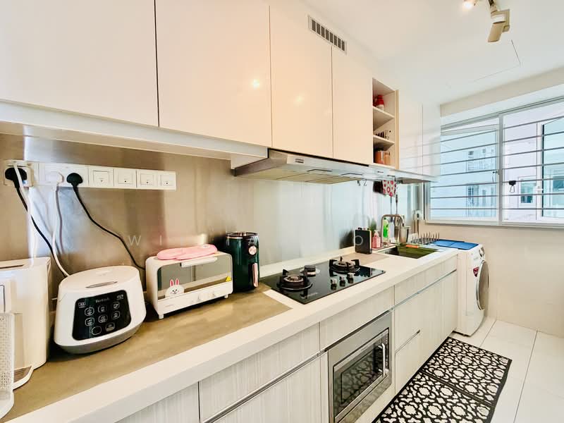 1 Canberra Executive Condominium For Sale at S$ 1,350,000 | PropertyGuru Singapore - Kitchen