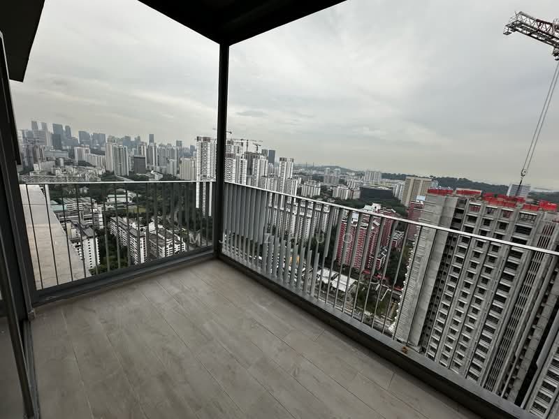 Alex Residences, 28 Alexandra View, 3 Bedrooms, 1,023 sqft, Apartment For Rent, by MJ Zhuo, 500066954 - Balcony - PropertyGuru.com.sg