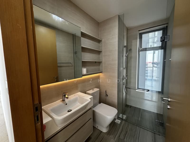 Alex Residences, 28 Alexandra View, 3 Bedrooms, 1,023 sqft, Apartment For Rent, by MJ Zhuo, 500066954 - Bathroom - PropertyGuru.com.sg