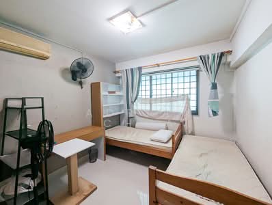 For Rent - 756 Yishun Street 72