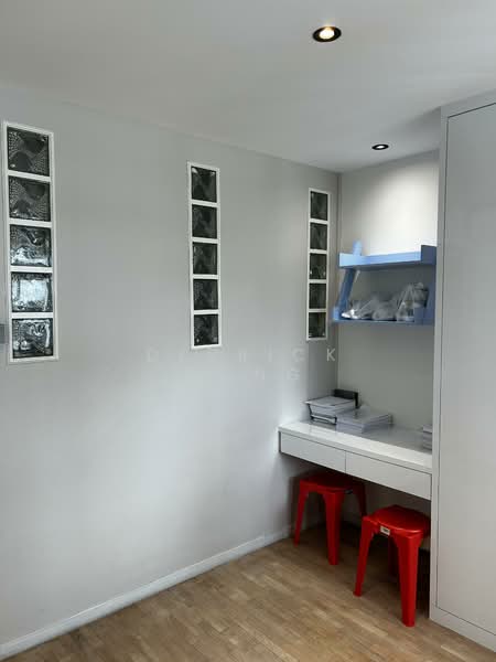 538 Hougang Street 52, 538 Hougang Street 52, Room Rental, 100 sqft, HDB Flat For Rent, by Derrick Wong, 500066978 - Bedroom - PropertyGuru.com.sg