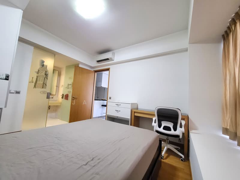 The Clift Apartment For Sale at S$ 1,150,000 | PropertyGuru Singapore - Bedroom