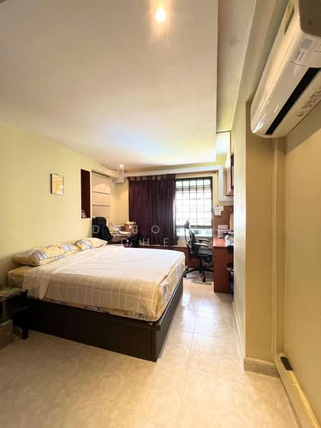 247 Pasir Ris Street 21, 247 Pasir Ris Street 21, 4 Bedrooms, 1,603 sqft, HDB Flat For Sale, by Deborah Chew, 500066986 - Bedroom - PropertyGuru.com.sg