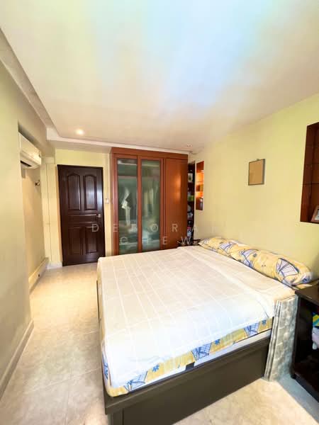 247 Pasir Ris Street 21, 247 Pasir Ris Street 21, 4 Bedrooms, 1,603 sqft, HDB Flat For Sale, by Deborah Chew, 500066986 - Bedroom - PropertyGuru.com.sg