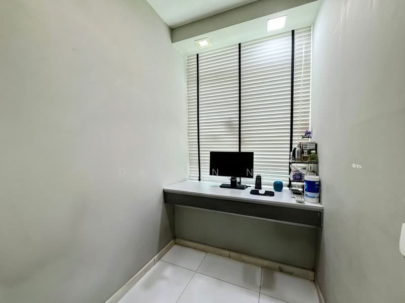 The Cascadia, 921 Bukit Timah Road, 3 Bedrooms, 1,216 sqft, Condominium For Rent, by Darren Ng, 500066987 - Study - PropertyGuru.com.sg