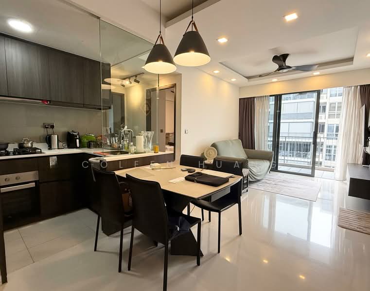 North Park Residences Condominium For Sale at S$ 1,650,000 | PropertyGuru Singapore - Kitchen