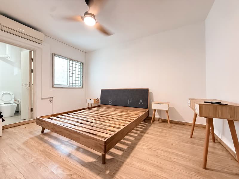 118 Pending Road, 118 Pending Road, 2 Bedrooms, 785 sqft, HDB Flat For Rent, by Chris Pang, 500067021 - Bedroom - PropertyGuru.com.sg