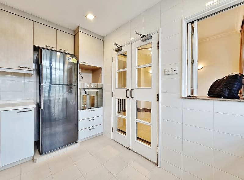 Chancery Grove, 25B Chancery Lane, 4 Bedrooms, 2,013 sqft, Cluster House For Rent, by Lawrence Hong, 500067039 - Kitchen - PropertyGuru.com.sg