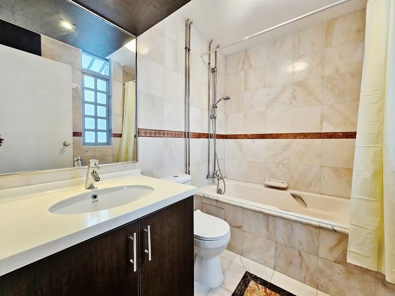 Chancery Grove, 25B Chancery Lane, 4 Bedrooms, 2,013 sqft, Cluster House For Rent, by Lawrence Hong, 500067039 - Bathroom - PropertyGuru.com.sg