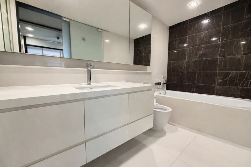 The Interlace, 214 Depot Road, 3 Bedrooms, 2,304 sqft, Condominium For Rent, by Dane Kau 高国豪, 500067091 - Bathroom - PropertyGuru.com.sg