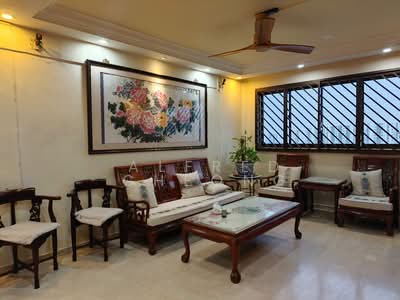 For Sale - 111 Jurong East Street 13