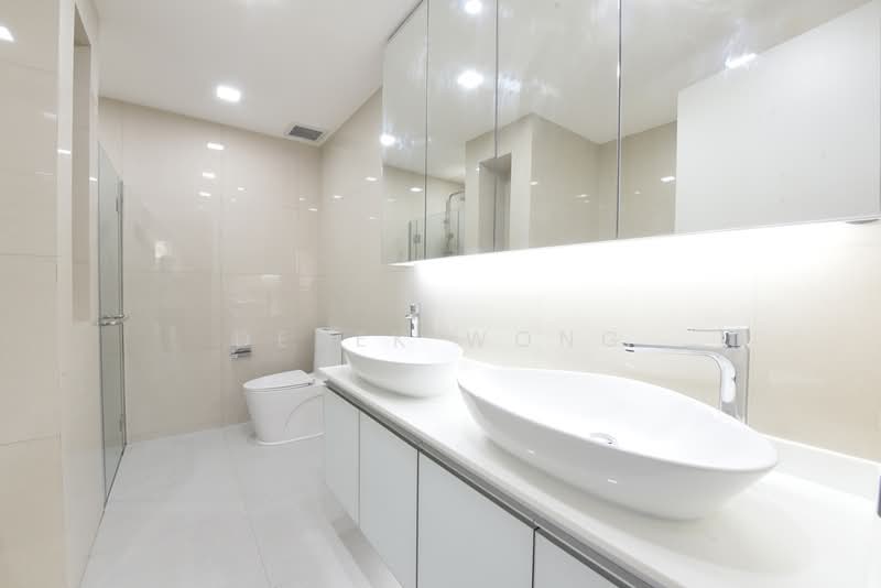 Nassim Jade, 3 Nassim Road, 3 Bedrooms, 2,400 sqft, Condominium For Rent, by Derek Wong, 500067102 - Bathroom - PropertyGuru.com.sg