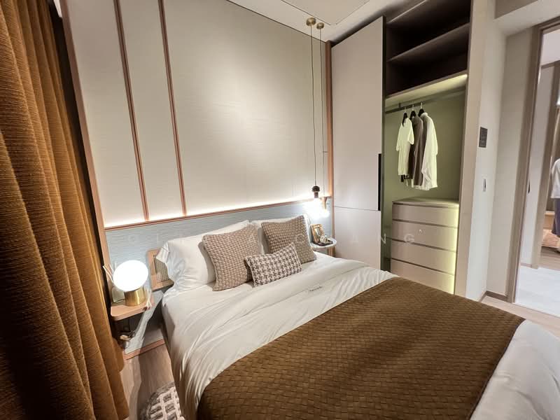 Bloomsbury Residences Condominium For Sale at S$ 3,600,000 | PropertyGuru Singapore - Bedroom