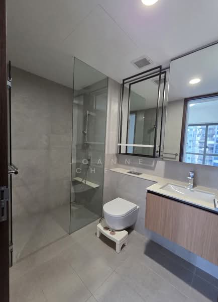 JadeScape Condominium For Sale at S$ 1,798,000 | PropertyGuru Singapore - Bathroom