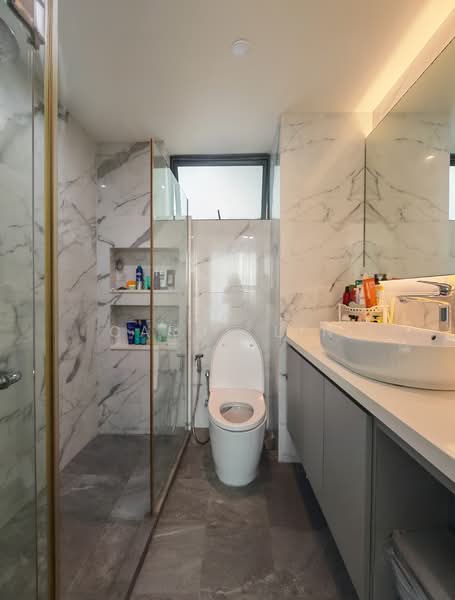 The Sunny Spring, 50 Lorong 40 Geylang, 3 Bedrooms, 1,109 sqft, Apartment For Rent, by Carol Lin, 500067141 - Bathroom - PropertyGuru.com.sg