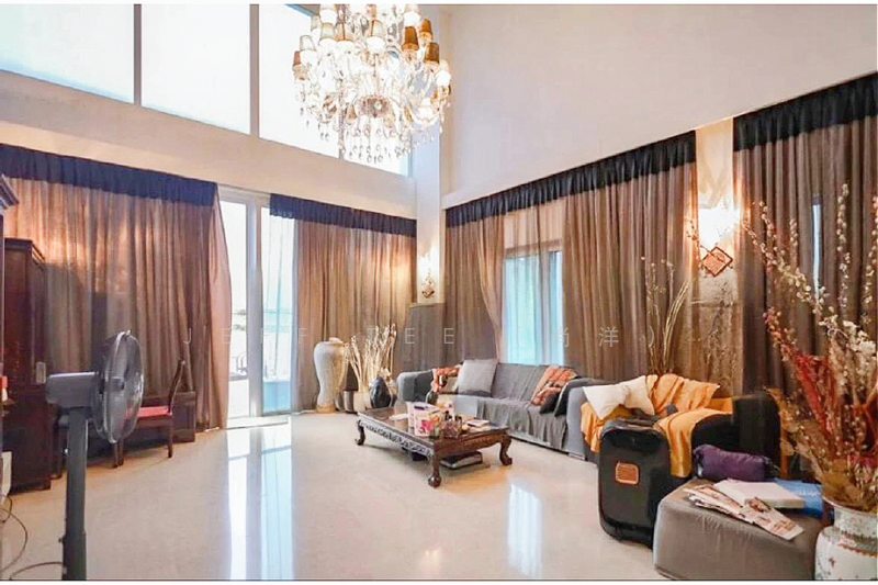 BUNGLOW BY THE SEA @ WAK HASSAN DRIVE Bungalow House For Sale at S$ 6,299,999 | PropertyGuru Singapore - Living Room
