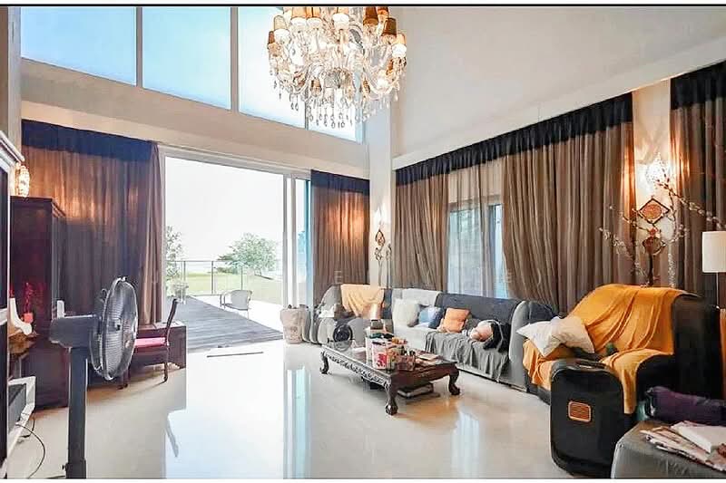 BUNGLOW BY THE SEA @ WAK HASSAN DRIVE Bungalow House For Sale at S$ 6,299,999 | PropertyGuru Singapore - Living Room