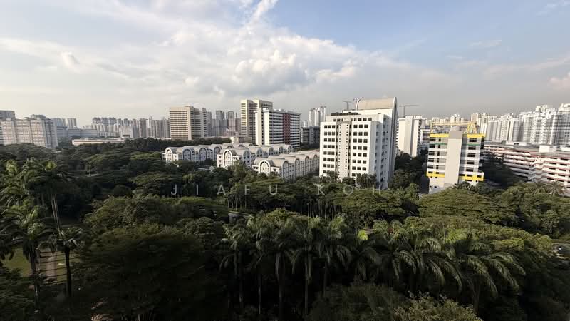 5 Telok Blangah Crescent HDB Flat For Sale at S$ 435,000 | PropertyGuru Singapore - View from unit