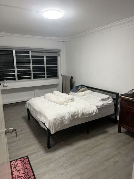 877 Woodlands Avenue 9 HDB Flat For Sale at S$ 750,000 | PropertyGuru Singapore - Bedroom