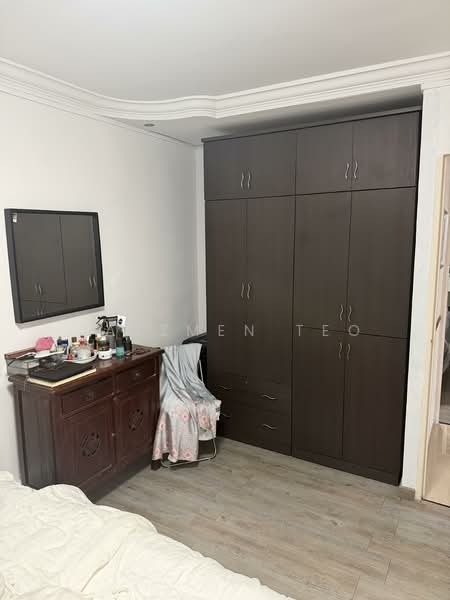 877 Woodlands Avenue 9 HDB Flat For Sale at S$ 750,000 | PropertyGuru Singapore - Bedroom