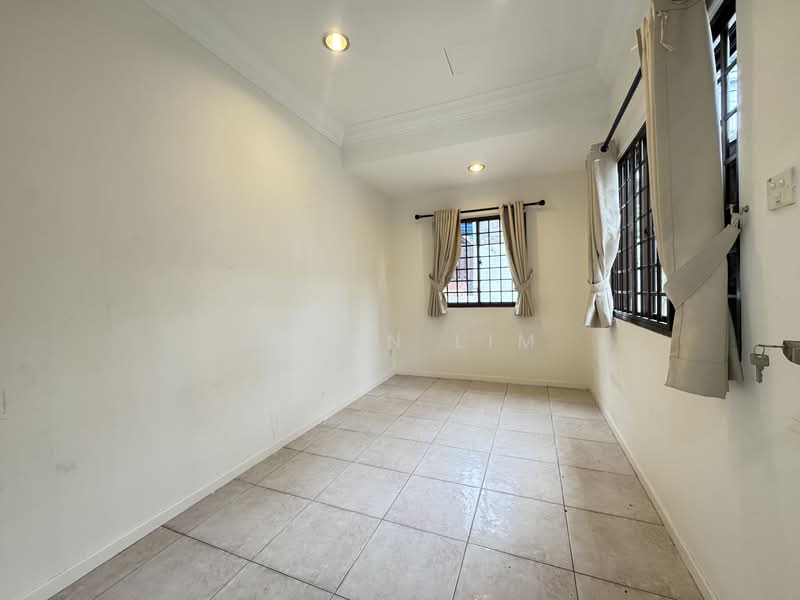 Lorong Siglap, Lorong Siglap, 4 Bedrooms, 2,200 sqft, Semi-Detached House For Rent, by Bryan Lim, 500067194 - Interior - PropertyGuru.com.sg