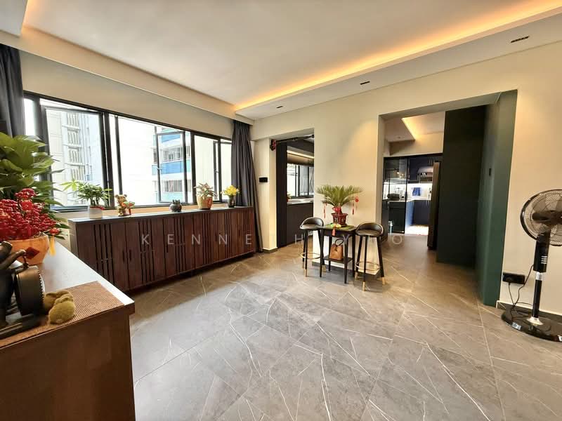 121 Pasir Ris Street 11 HDB Flat For Sale at S$ 850,000 | PropertyGuru Singapore - Living Room