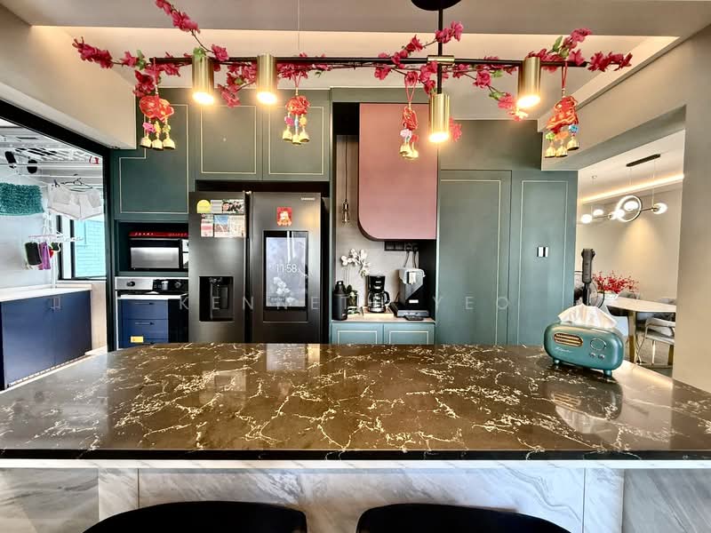 121 Pasir Ris Street 11 HDB Flat For Sale at S$ 850,000 | PropertyGuru Singapore - Kitchen