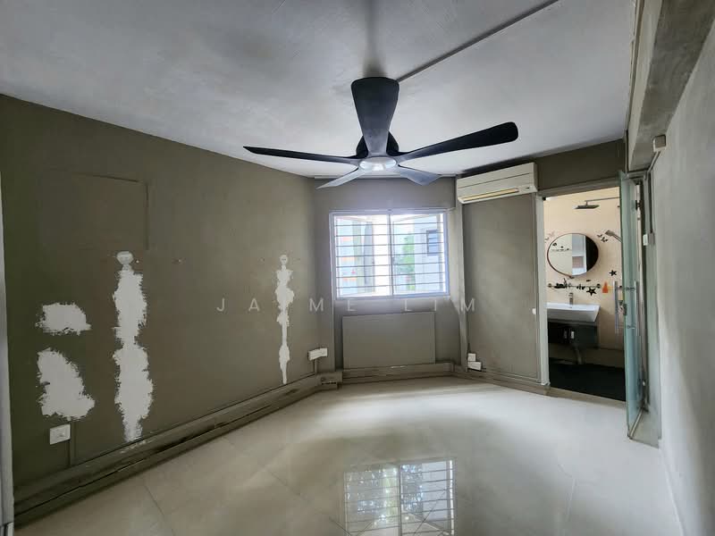 103 Bukit Purmei Road HDB Flat For Sale at S$ 580,000 | PropertyGuru Singapore - Bathroom