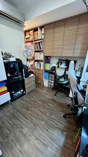 51 Jalan Bahagia HDB Flat For Sale at S$ 988,000 | PropertyGuru Singapore - Study (Level 1)