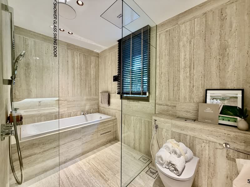 River Modern Condominium For Sale at S$ 4,588,000 | PropertyGuru Singapore - Bathroom