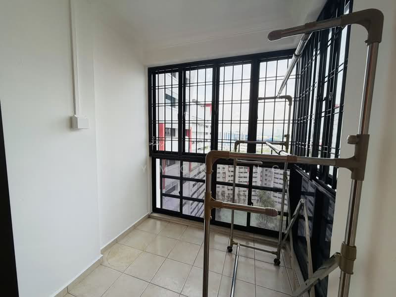 281 Toh Guan Road, 281 Toh Guan Road, 3 Bedrooms, 1,291 sqft, HDB Flat For Rent, by Raymond Ng, 500067231 - Balcony - PropertyGuru.com.sg