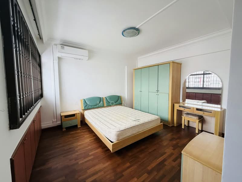 281 Toh Guan Road, 281 Toh Guan Road, 3 Bedrooms, 1,291 sqft, HDB Flat For Rent, by Raymond Ng, 500067231 - Masterbed Bedroom - PropertyGuru.com.sg