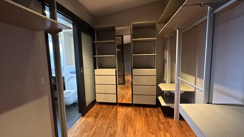 Sennett Estate Terraced House For Sale at S$ 5,680,000 | PropertyGuru Singapore - Bathroom