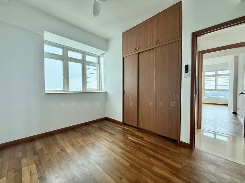 Costa Del Sol Condominium For Sale at S$ 2,650,000 | PropertyGuru Singapore - Bedroom