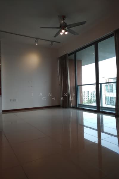 Double Bay Residences, 17A Simei Street 4, 3 Bedrooms, 1,001 sqft, Condominium For Rent, by Tan Sek Chan, 500067268 - Living Room - PropertyGuru.com.sg