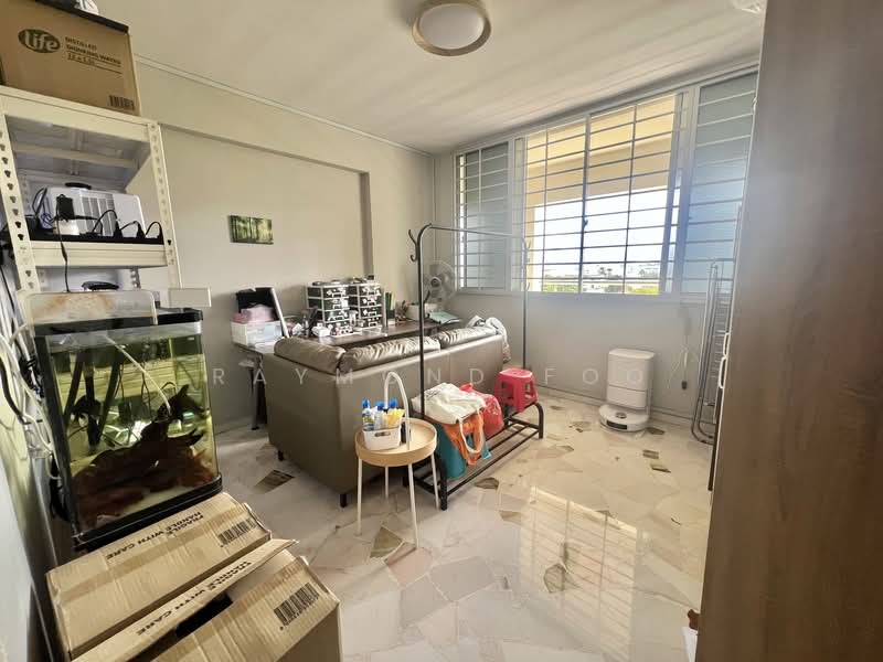 203 Bishan Street 23 HDB Flat For Sale at S$ 870,000 | PropertyGuru Singapore - Living Room