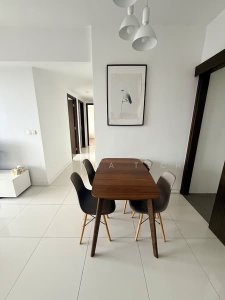 Heron Bay Executive Condominium For Sale at S$ 3,300,000 | PropertyGuru Singapore - Dining Room