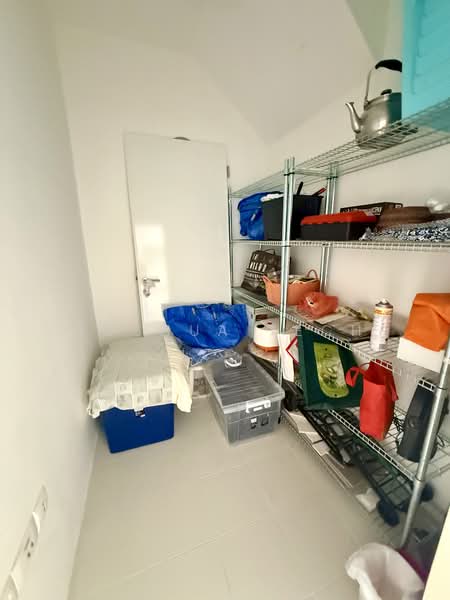 Heron Bay Executive Condominium For Sale at S$ 3,300,000 | PropertyGuru Singapore - Interior