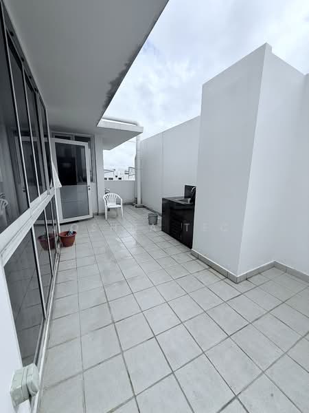 Heron Bay Executive Condominium For Sale at S$ 3,300,000 | PropertyGuru Singapore - Exterior