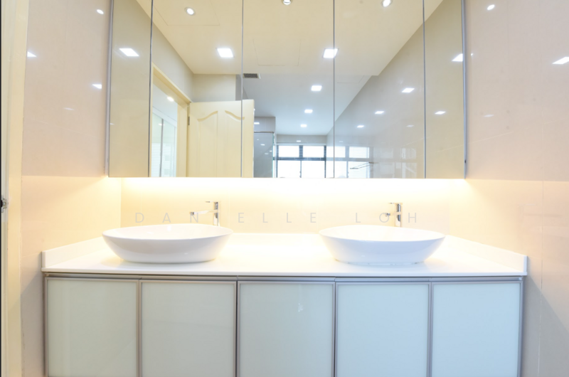 Leonie Gardens, 23 Leonie Hill, 5 Bedrooms, 3,600 sqft, Condominium For Rent, by Danielle Loh, 500067300 - Bathroom - PropertyGuru.com.sg