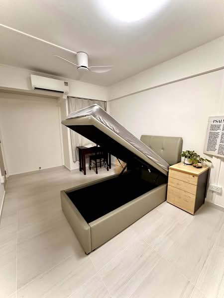 Bedroom 1 - Storage Bed